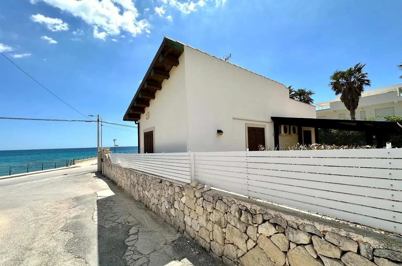 Il Frantoio Di Avola Apartment